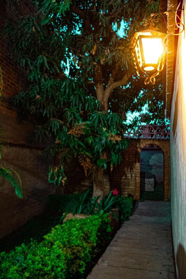 Villa Flores, Casa En El Centro De Mascota Eksteriør billede